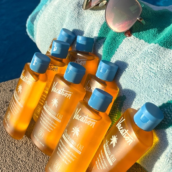 Set of 3 Vacation Chardonnay SPF 30 Suncreen - Picture 3 of 12